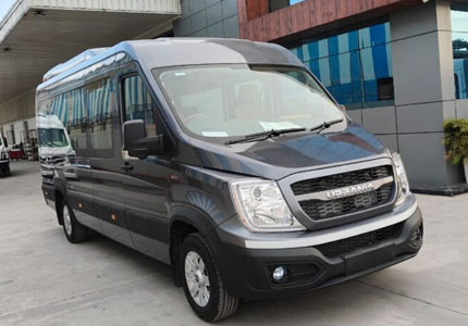 17 Seater Urbania Traveller Rentals